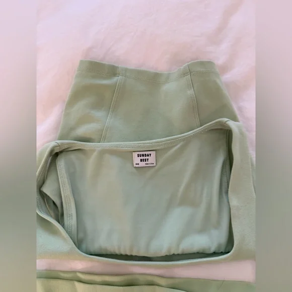 Aritzia Women's Skirt Set - Picture 4 of 5